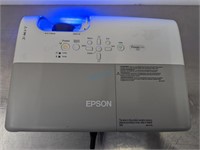 EPSON LCD PROJECTOR EMP-S5 W/CASE