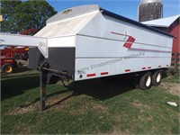 Gooseneck grain trailer with a belly dump 20 ft