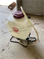 Backpack sprayer with a hand pump unknown
