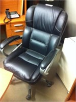 Black Office Chair on Castors