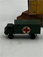Lesney #63 Service Ambulance Ford