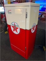 54 x 27” Standup Texaco Cooler/Icebox