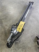 TOW HITCH FOR CAR