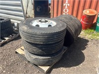 Misc Tires - B305 / 85 R 22.5 (6)