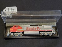 N Scale Spectrum Santa Fe Locomotive