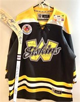 Siskins jersey & signed hockey stick
