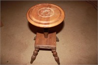 VINTAGE ASH TRAY STAND (WOOD)