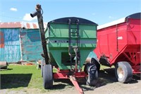 Unverferth 325 gravity box on 18T wagon & fertiliz