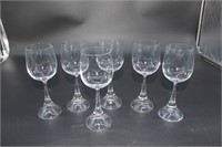 LOT OF 6 CRYSTAL SMALL WINE GLASSES