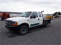 2001 Ford F250 4WD Extended Cab Flatbed Truck