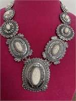 White Howlite Silvertone Necklace(21in) TGW