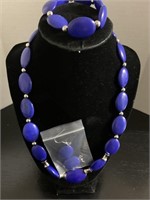 Bracelet (stretchable), earrings, and necklace