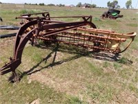 NEW HOLLAND 56B RAKE, VIN 4644, WORKS, NEEDS TIRES