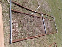 12' WIREFILLED GATE, TOP BAR BENT