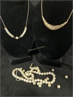 Ivory look necklace and 20" broken beads, gold