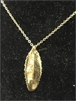 17 inch gold plated chain with leaf