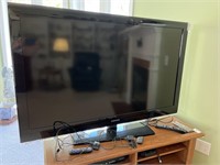 Samsung 52" 2Flat Screen TV w/ Items
