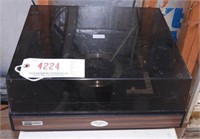 Vintage McDonald BSR model 2260 BS turntable/
