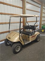 EZ-GO Electric Golf Cart