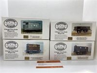 Box Lot of x4 Model Train Carriages - Parkside