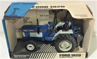 Ford 1920 Compact Toy Tractor W/ROPS ERTL 1:16