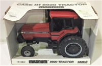 Case IH Magnum 8920 Toy Tractor 1:16 NIB ERTL