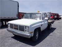 1986 GMC 2WD Flatbed Truck