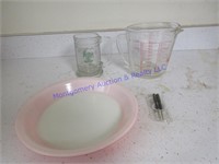 MEASURING CUP & PIE PLATE