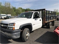 2006 Chevy 3500 Stakebody Flatbed