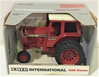 NIB International 1566 Sp. Ed. Toy Tractor W/Duals