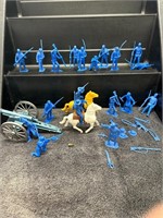Union Soliders Play Set Toy Lot Plastic Men-Cannon