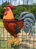 Russell Crow - Hanging Metal Rooster Pot