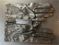 Lord & Taylor black gloves