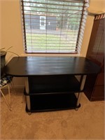 TV STAND 41" X 21" X 23"