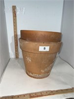 assortment of clay pots various sizes