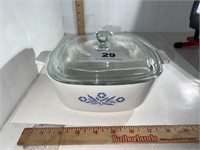 Corningware dish with lid