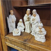 6 piece Nativity set