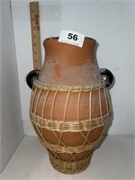 clay pot with handles