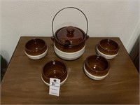 Ceramic Soup Pot, Ladle, & 4 Bowls