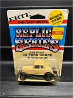 Vintage ERTL '32 Ford Coupe MOC MIP 1:64