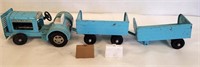 Metal Tonka Toy-Airlines Tractor & Luggage Wagons
