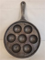 Griswold #32 Cast Iron Aebleskiver Apple Cake Pan