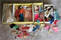 Barbie & Skipper Doll Case w LOTS!