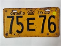 1942 ONTARIO LICENSE PLATE