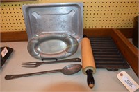 Vintage Hardwick Stone Cast Iron Bread Stick Pan,