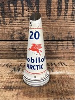 Mobiloil Arctic 20 Tin Pourer