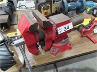 Engineers 125mm Vice with Swivel Base