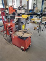 Snap-On Tire Changing Machine - closed table,
