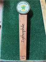Lone pint zythophile beer pull