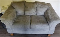 NICE COUCH & LOVE SEAT